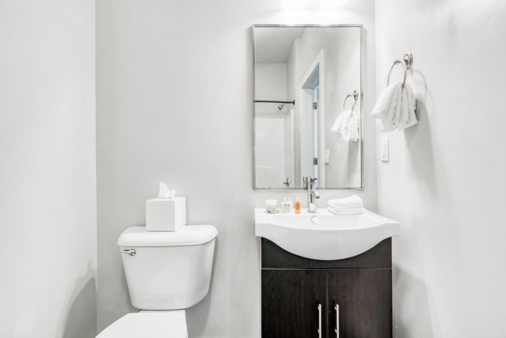 Cozysuites Music Row Bold 1Br W Free Parking แนชวิลล์ ภายนอก รูปภาพ